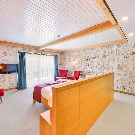 Hotel Atalante