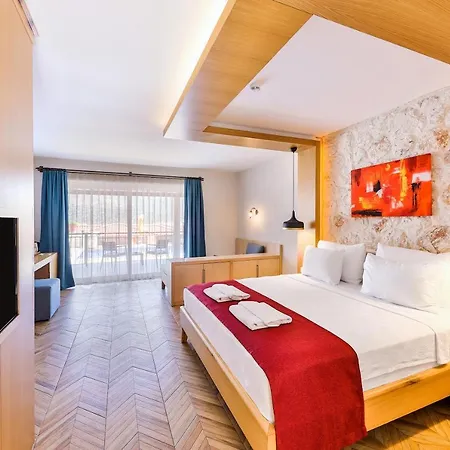 Atalante Hotel